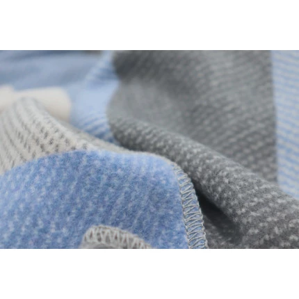Плед Biederlack Wohndecke Interlocked blue
